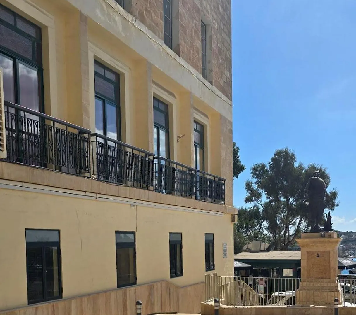 Grand Harbour View Apartment Valletta